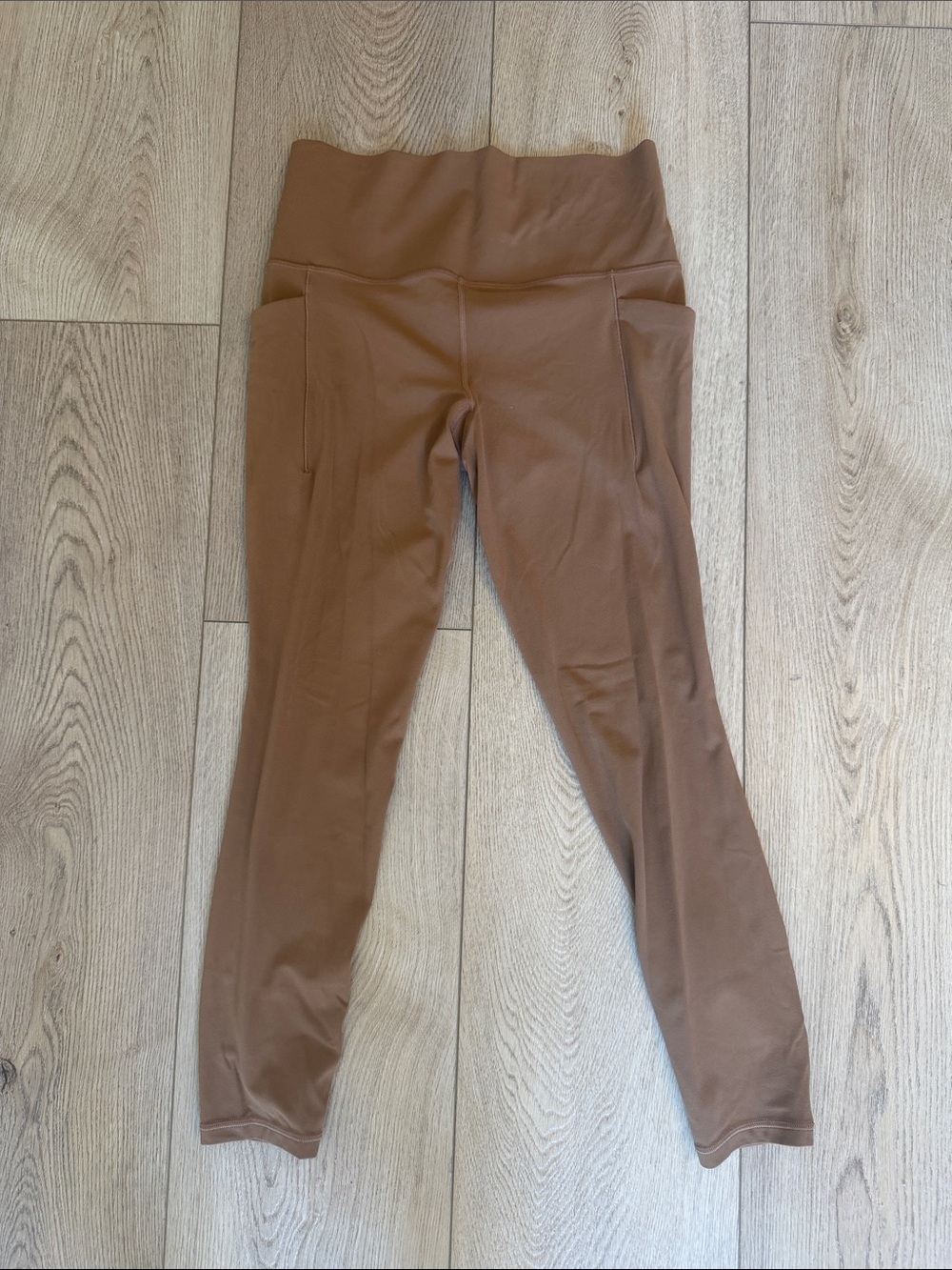 Athleta Tan Salutation Stash Tipped Tight